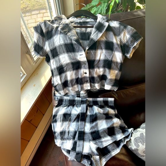 Garage XS Pajamas Set - Picture 1 of 1